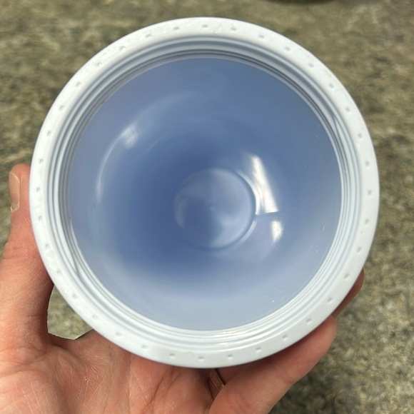 Starbucks 2022 Floral Venti Tumbler Cup with Original 24oz 710 ml Lid and Straw - Picture 4 of 10